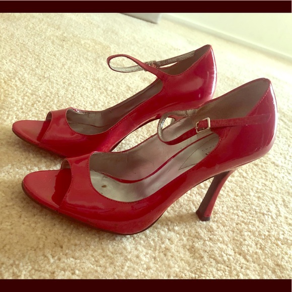 guess red high heels